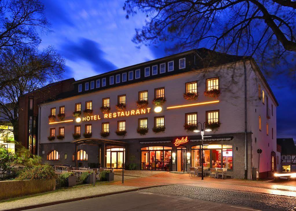 Hotel Ratskeller Залцгитер Екстериор снимка